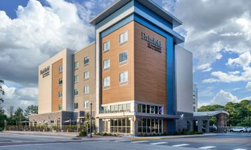 Fairfield Inn & Suites Town Center