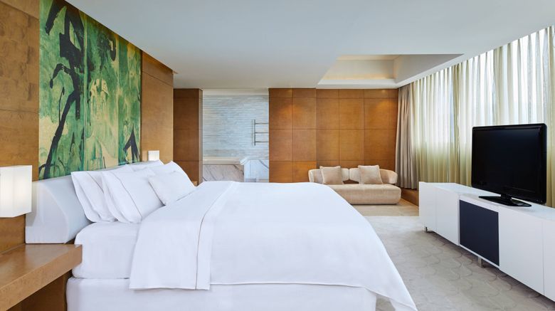 <b>The Westin Shenzhen Nanshan Suite</b>. Images powered by <a href="https://www.leonardoworldwide.com/" title="Leonardo Worldwide" target="_blank">Leonardo</a>.