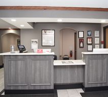 Red Roof Inn Batavia Lobby