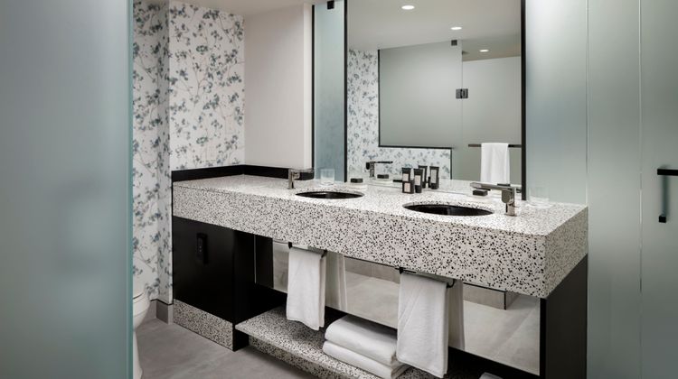 W Toronto Room