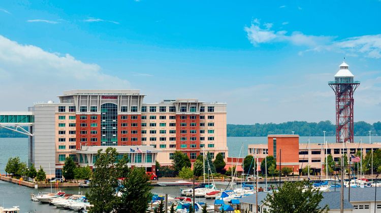 Sheraton Erie Bayfront Hotel Exterior