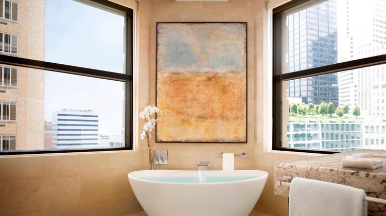 JW Marriott Houston Downtown Room