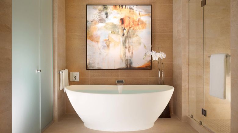 <b>JW Marriott Houston Downtown Room</b>. Images powered by <a href="https://www.leonardoworldwide.com/" title="Leonardo Worldwide" target="_blank">Leonardo</a>.