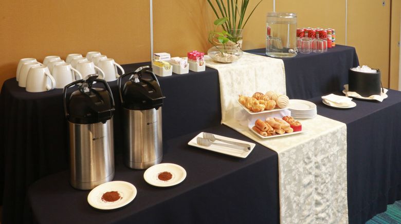<b>Holiday Inn Express Tuxpan Meeting</b>. Images powered by <a href="https://www.leonardoworldwide.com/" title="Leonardo Worldwide" target="_blank">Leonardo</a>.