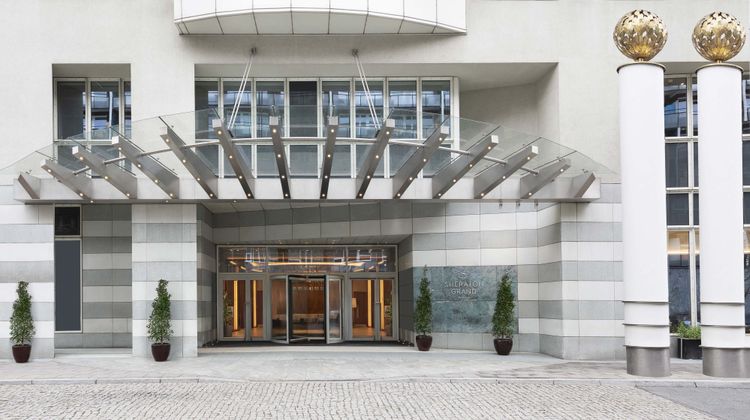 Sheraton Warsaw Hotel Exterior
