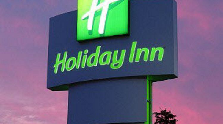 Holiday Inn & Suites Barstow Exterior