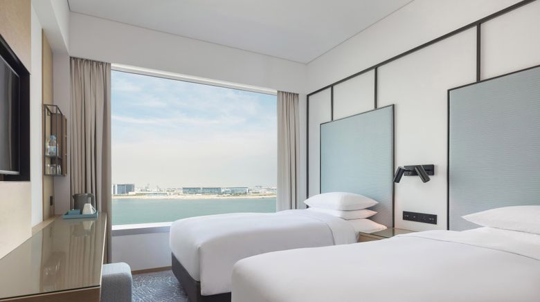 <b>Four Points Hong Kong Tung Chung Room</b>. Images powered by <a href="https://www.leonardoworldwide.com/" title="Leonardo Worldwide" target="_blank">Leonardo</a>.