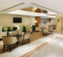 Holiday Inn Dhaka City Centre Lobby