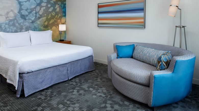 <b>Courtyard Overland Park/Convention Ctr Room</b>. Images powered by <a href="https://www.leonardoworldwide.com/" title="Leonardo Worldwide" target="_blank">Leonardo</a>.