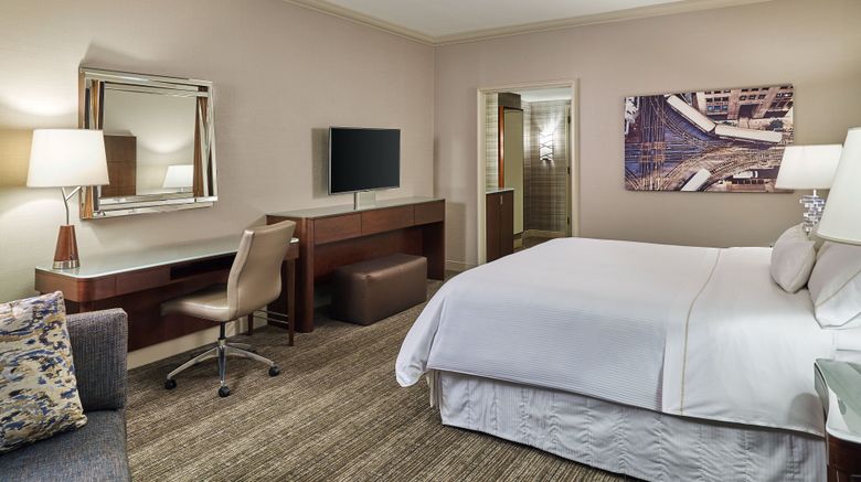 <b>The Westin Chicago River North Room</b>. Images powered by <a href="https://www.leonardoworldwide.com/" title="Leonardo Worldwide" target="_blank">Leonardo</a>.