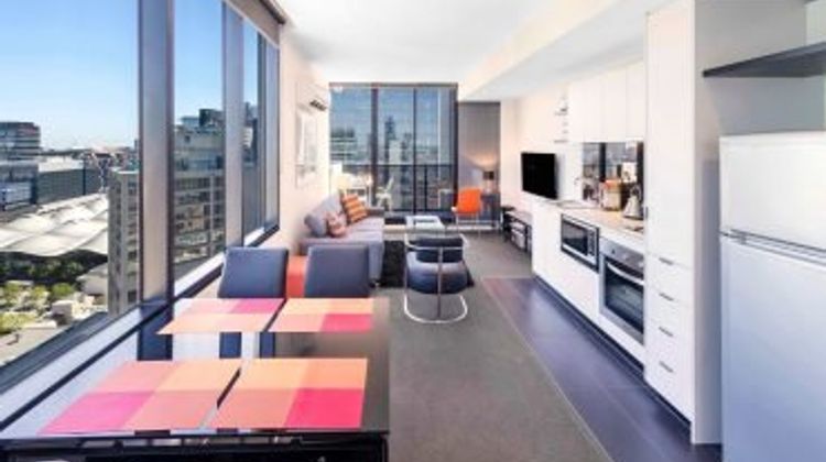 Aura On Flinders Room