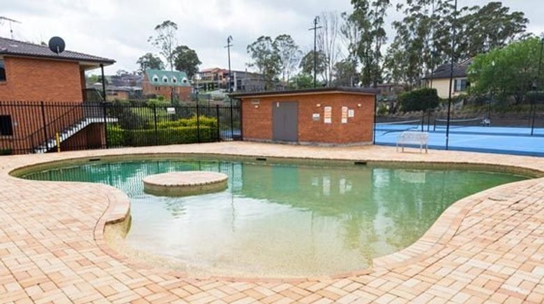 <b>Country Comfort Hunts Liverpool Pool</b>. Images powered by <a href="https://www.leonardoworldwide.com/" title="Leonardo Worldwide" target="_blank">Leonardo</a>.