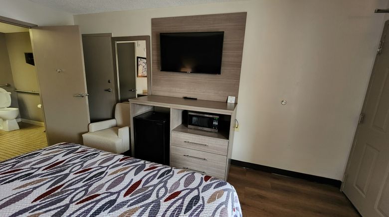 <b>Red Roof Inn Perry Room</b>. Images powered by <a href="https://www.leonardoworldwide.com/" title="Leonardo Worldwide" target="_blank">Leonardo</a>.