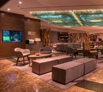 Courtyard by Marriott Revolucion Lobby