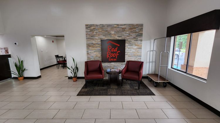 Red Roof Inn Perry Lobby
