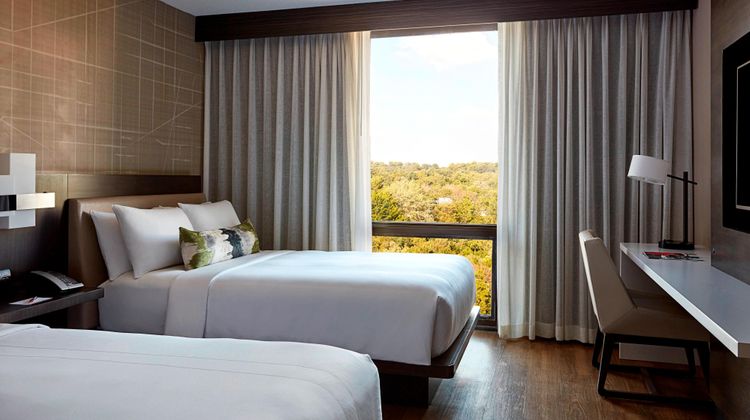 Bethesda Marriott Room