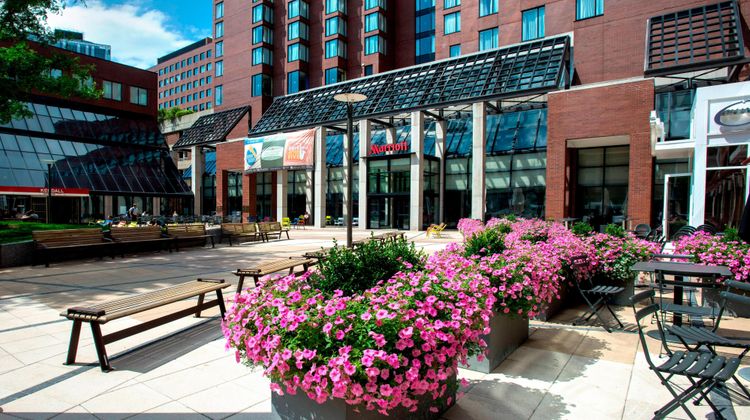 Boston Marriott Cambridge Exterior