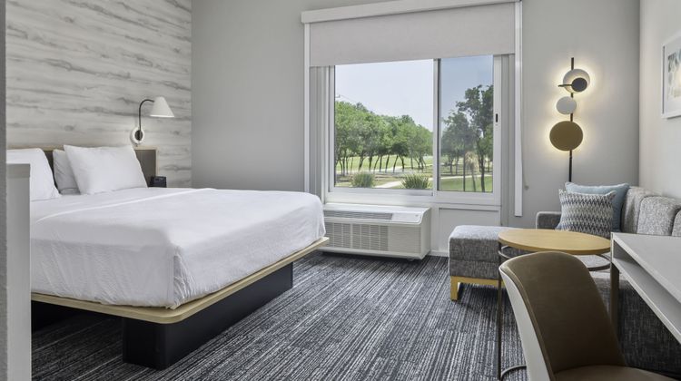 TownePlace Stes Universal City/Live Oak Suite