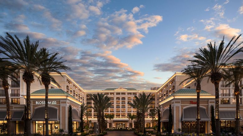 The Westin Anaheim Resort Exterior. Images powered by <a href="https://www.leonardoworldwide.com" target="_blank" rel="noopener">Leonardo</a>.