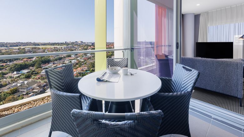 <b>Meriton Suites Zetland Suite</b>. Images powered by <a href="https://www.leonardoworldwide.com/" title="Leonardo Worldwide" target="_blank">Leonardo</a>.