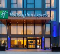 Holiday Inn Express Brooklyn-Sunset Park Exterior