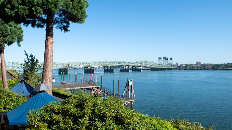 <b>Holiday Inn Portland-Columbia Riverfront Exterior</b>. Images powered by <a href="https://www.leonardoworldwide.com/" title="Leonardo Worldwide" target="_blank">Leonardo</a>.