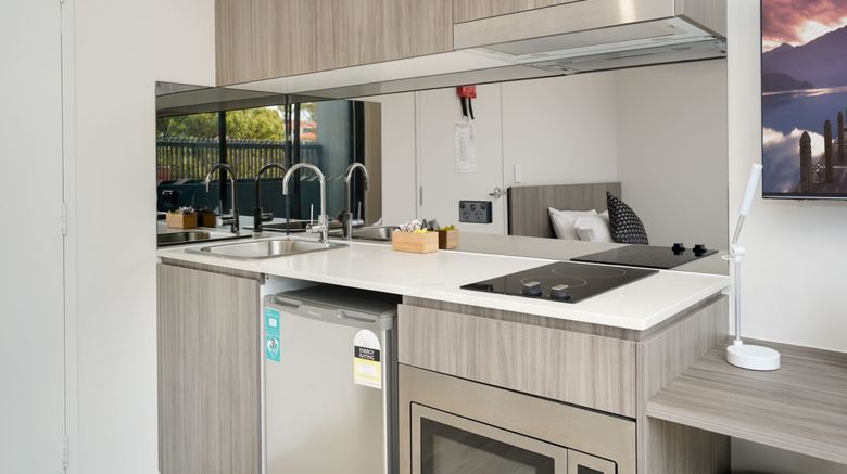 <b>Coogee Studio Apartments Room</b>. Images powered by <a href="https://www.leonardoworldwide.com/" title="Leonardo Worldwide" target="_blank">Leonardo</a>.
