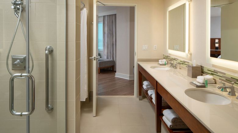 <b>The Westin Houston, Memorial City Room</b>. Images powered by <a href="https://www.leonardoworldwide.com/" title="Leonardo Worldwide" target="_blank">Leonardo</a>.