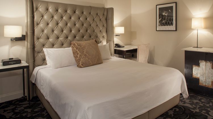 International House Hotel Suite