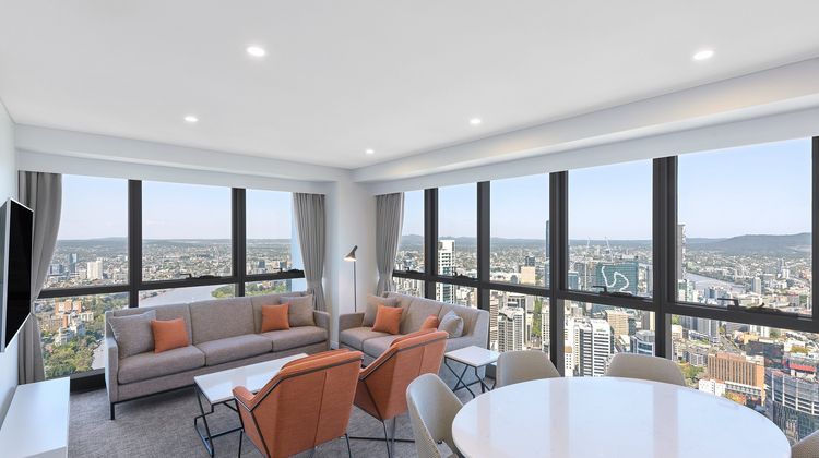 Meriton Suites Adelaide Street, Brisbane Suite