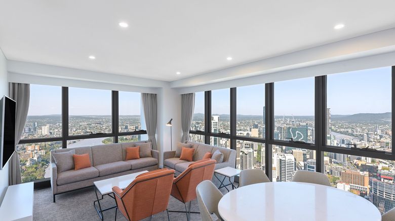 <b>Meriton Suites Adelaide Street, Brisbane Suite</b>. Images powered by <a href="https://www.leonardoworldwide.com/" title="Leonardo Worldwide" target="_blank">Leonardo</a>.