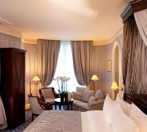 Le Dokhan's, a Tribute Portfolio Hotel Room