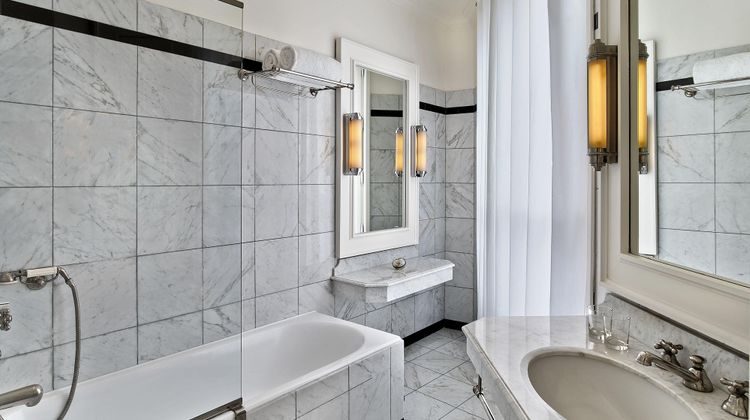 Le Dokhan's, a Tribute Portfolio Hotel Room