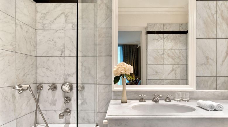 <b>Le Dokhan's, a Tribute Portfolio Hotel Room</b>. Images powered by <a href="https://www.leonardoworldwide.com/" title="Leonardo Worldwide" target="_blank">Leonardo</a>.