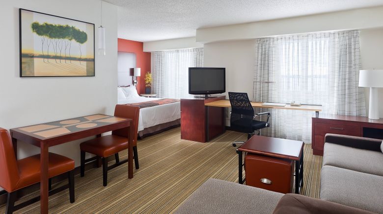 <b>Residence Inn Youngstown Boardman/Poland Suite</b>. Images powered by <a href="https://www.leonardoworldwide.com/" title="Leonardo Worldwide" target="_blank">Leonardo</a>.