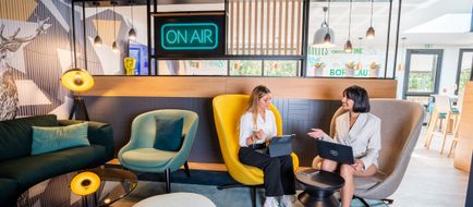 Holiday Inn Bordeaux Merignac Lobby