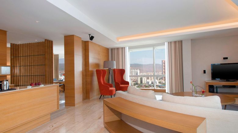 <b>The Westin Mumbai Garden City Suite</b>. Images powered by <a href="https://www.leonardoworldwide.com/" title="Leonardo Worldwide" target="_blank">Leonardo</a>.