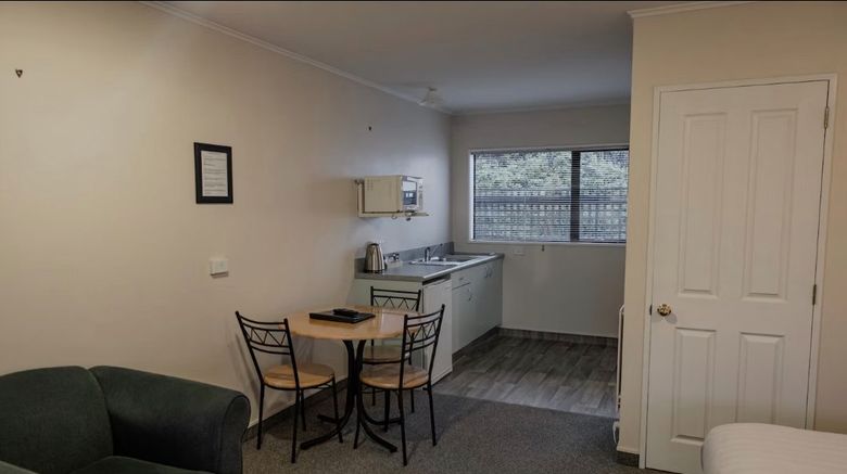 <b>Heritage Highway Motel Room</b>. Images powered by <a href="https://www.leonardoworldwide.com/" title="Leonardo Worldwide" target="_blank">Leonardo</a>.