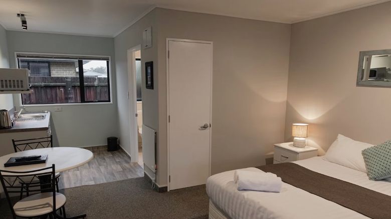 <b>Heritage Highway Motel Room</b>. Images powered by <a href="https://www.leonardoworldwide.com/" title="Leonardo Worldwide" target="_blank">Leonardo</a>.
