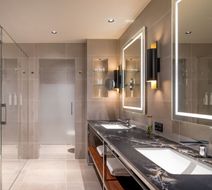 Geneva Marriott Hotel Room