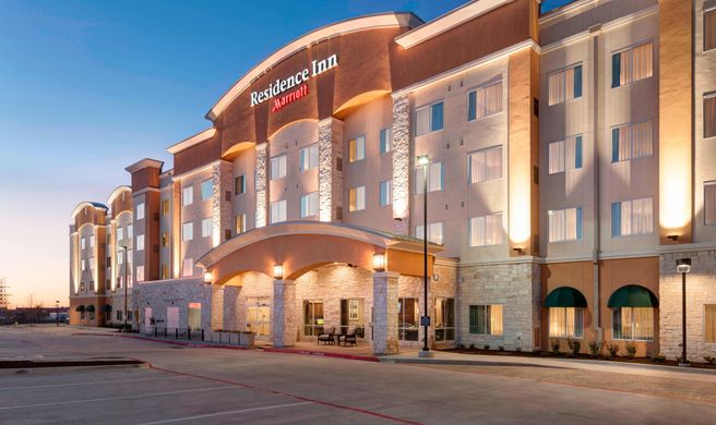 Residence Inn by Marriott Plano Exterior
