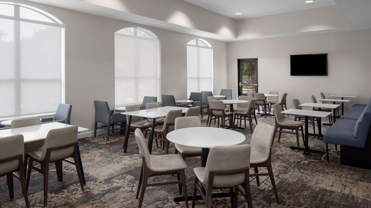 Residence Inn by Marriott Restaurant