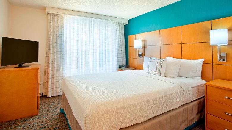 <b>Residence Inn Bridgewater Branchburg Suite</b>. Images powered by <a href="https://www.leonardoworldwide.com/" title="Leonardo Worldwide" target="_blank">Leonardo</a>.