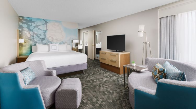Courtyard Dallas Lewisville Suite