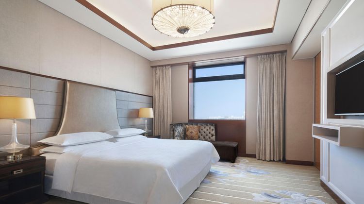 Sheraton Xi'an North City Hotel Suite