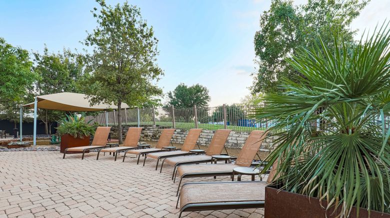 Courtyard Austin Airport Exterior. Images powered by <a href="https://www.leonardoworldwide.com" target="_blank" rel="noopener">Leonardo</a>.