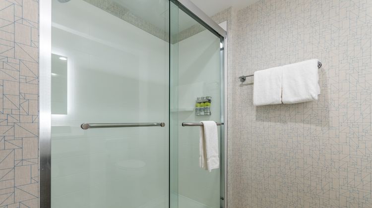 Holiday Inn Express/Stes Chilliwack East Room