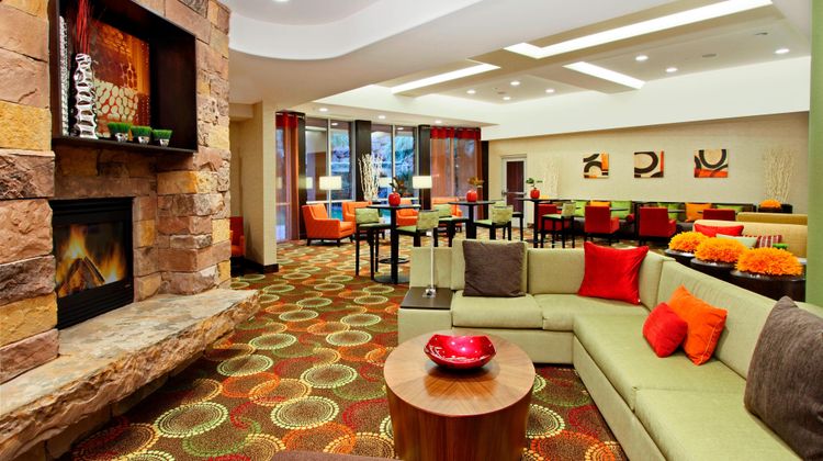 Courtyard by Marriott - St George Lobby