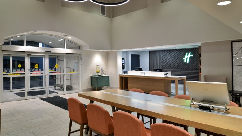 <b>Holiday Inn Hotel & Suites Conv Center Lobby</b>. Images powered by <a href="https://www.leonardoworldwide.com/" title="Leonardo Worldwide" target="_blank">Leonardo</a>.