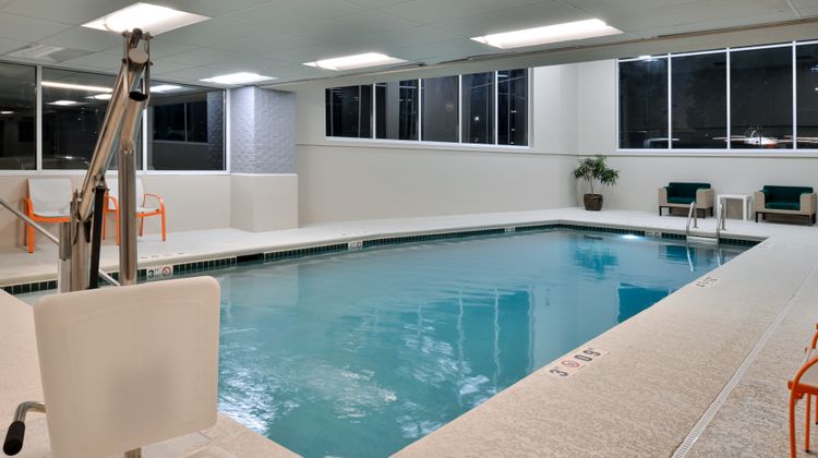 Holiday Inn Hotel & Suites Conv Center Pool